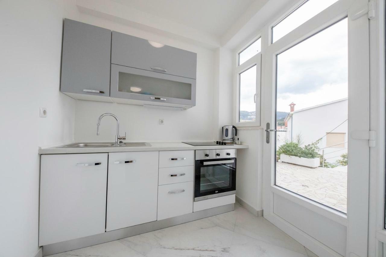 Lero Apartment Banjol Exterior photo